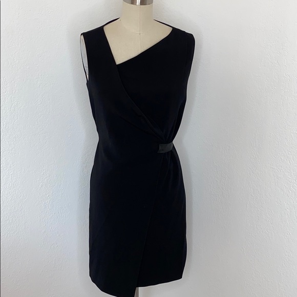 Elie Tahari Dresses & Skirts - Elie Tahari little black dress 0